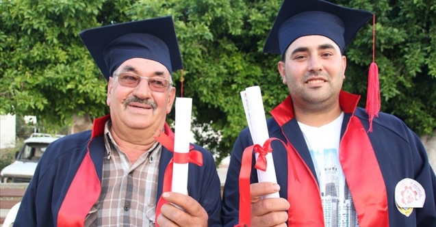 Mersin'de mesleki eğitim alan babayla oğlu birlikte mezun oldu